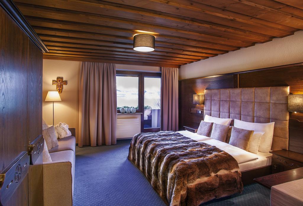 Boutiquehotel Saeumler زيل أم زيلر الغرفة الصورة